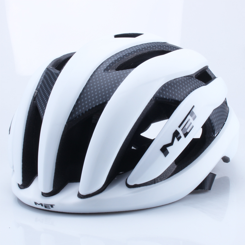 UAE Emirates Ultralight EPS MT - Cycling Gear Uae recension och pris